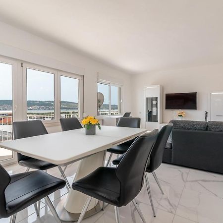 Apartment M&A Trogir Exteriör bild