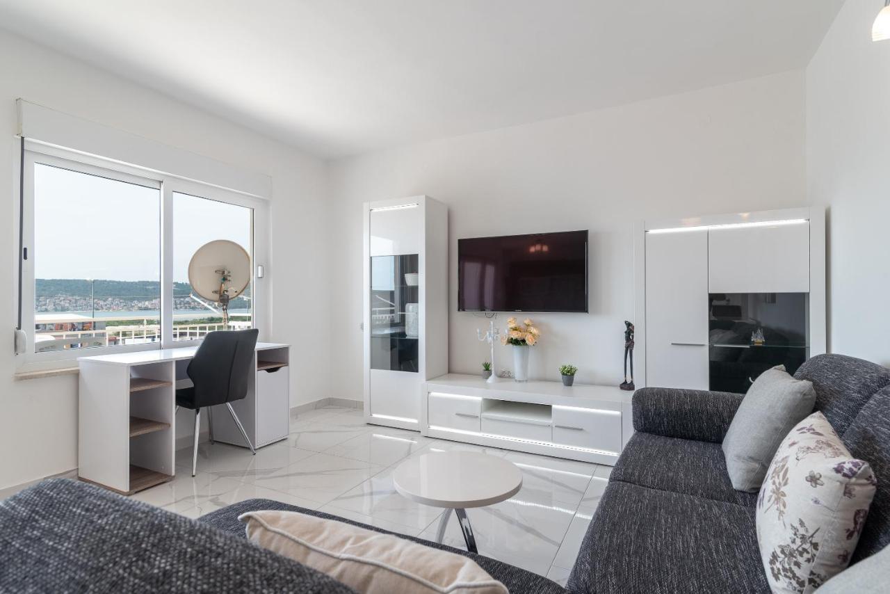 Apartment M&A Trogir Exteriör bild